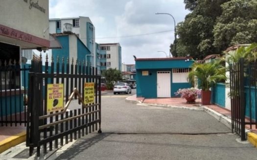 VENTA APARTAMENTO REAL DE MINAS. BALCONES DE GRATAMIRA