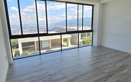 VENTA CASA CAMPESTRE RUITOQUE ALTO. CONJUNTO CASA MONTAÑA