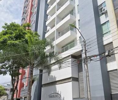 VENTA APARTAMENTO SOTOMAYOR. EDIFICIO TORRE BLANCA