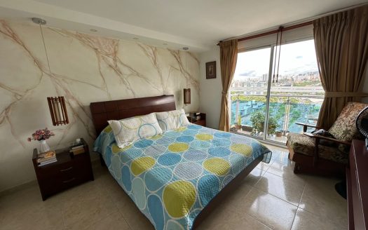 VENTA APARTAMENTO BOSQUES DEL PAYADOR. LA FLORIDA CONDOMINIO CLUB