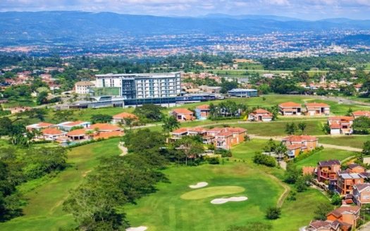 VENTA CASA CAMPESTRE RUITOQUE CONDOMINIO. VALLE DE ROCAS