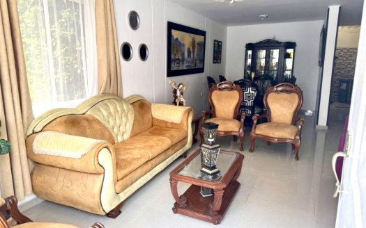 VENTA CASA JUNÍN.  CONJUNTO JUNÍN 2