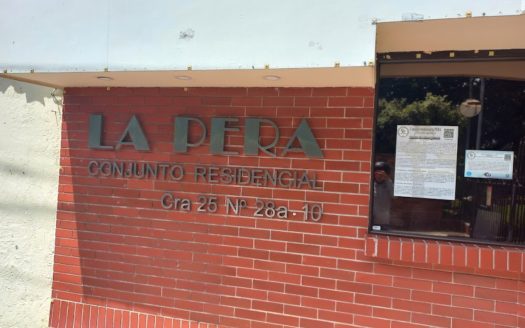VENTA CASA CAÑAVERAL. CONJUNTO LA PERA