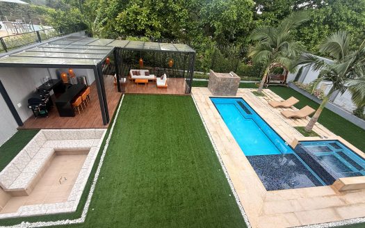 VENTA CASA CAMPESTRE PIEDECUESTA.  CONDOMINIO COUNTRY COLORS