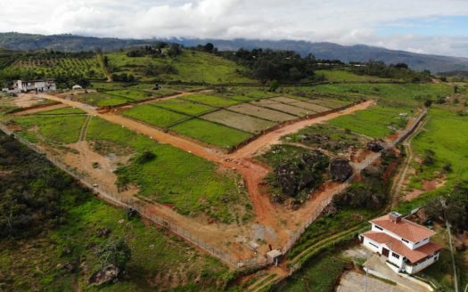 VENTA LOTE RUITOQUE BAJO. CONDOMINIO CAMPO RUITOQUE