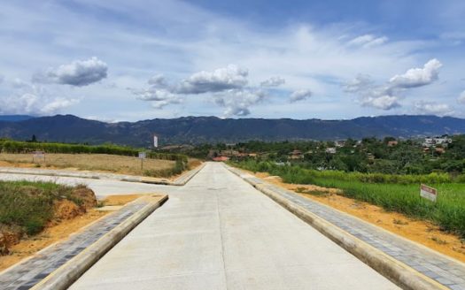 VENTA LOTE RUITOQUE BAJO. CONDOMINIO CAMPO RUITOQUE