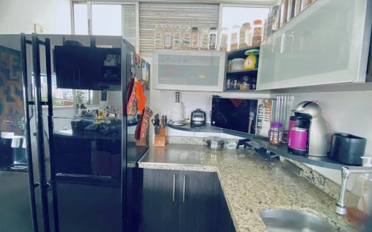 VENTA APARTAMENTO MEJORAS PUBLICAS.  EDIFICIO RIVOLI 27