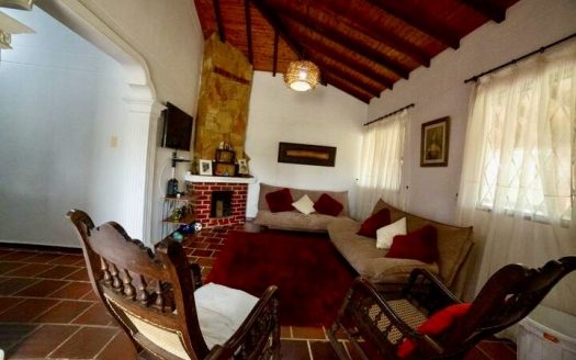 VENTA CASA CAMPESTRE MESA DE LOS SANTOS. VEREDA TABACAL