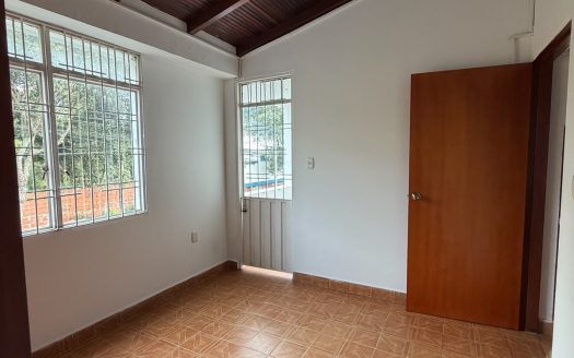 VENTA CASA PROVENZA. CASA ESQUINERA