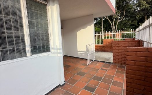 VENTA CASA PROVENZA. CASA ESQUINERA