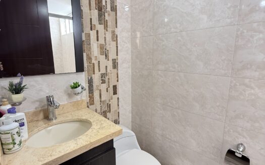 VENTA APARTAMENTO DIAMANTE II. EDIFICIO MARDELIZ