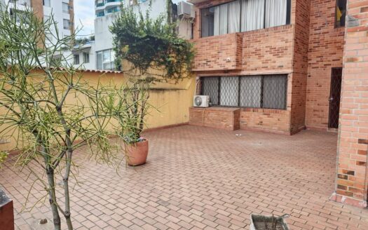 VENTA APARTAMENTO SOTOMAYOR. EDIFICIO ALCALÁ DE LA SIERRA
