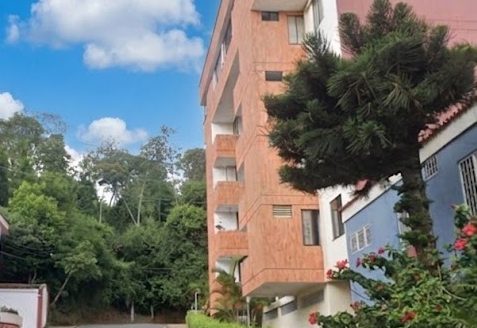 VENTA APARTAMENTO TERRAZAS. EDIFICIO ACARICUARA.
