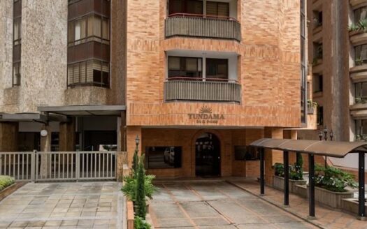 VENTA APARTAMENTO ALTOS DE CABECERA. EDIFICIO TUNDAMA
