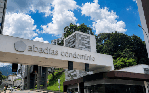 VENTA APARTAMENTO ABADÍAS CONDOMINIO. CONJUNTO SACROMONTE