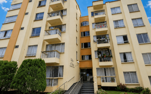VENTA APARTAMENTO PINOS. EDIFICIO EL PÓRTICO