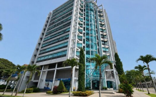 VENTA OFICINA BOLARQUI. EDIFICIO TORRE MARDEL