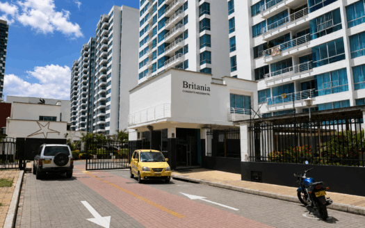 VENTA APARTAMENTO TEJAR. CONJUNTO BRITANIA