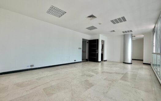 VENTA OFICINA BOLARQUI. EDIFICIO TORRE MARDEL
