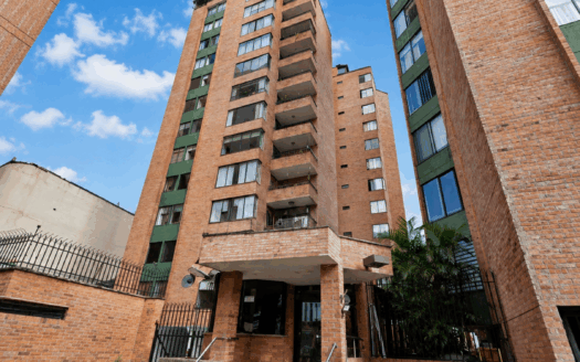 VENTA APARTAMENTO SOTOMAYOR. CONJUNTO TORRES DE SOTOMAYOR
