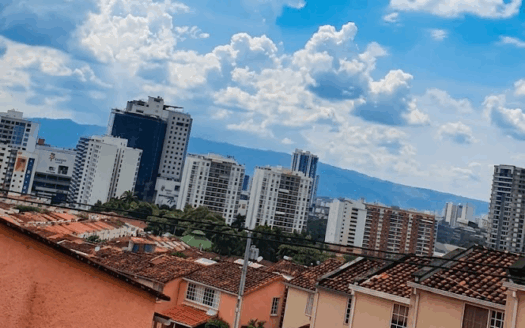 VENTA CASA LAGOS DEL CACIQUE. CONJUNTO PRADOS DE SANTA BÁRBARA