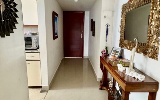VENTA APARTAMENTO BOLARQUI.  EDIFICIO PRISMA